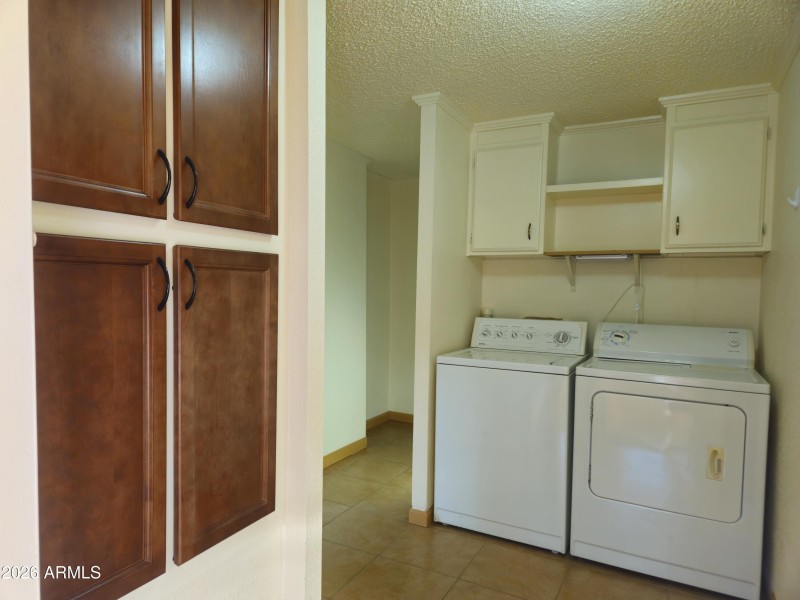 17) 63008-68c897873382a