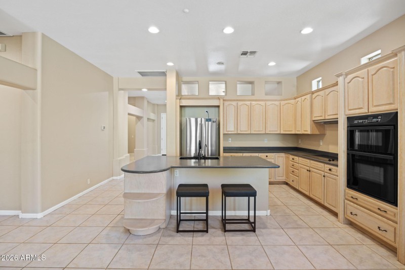 9-web-or-mls-9506-e-mohawk-ln