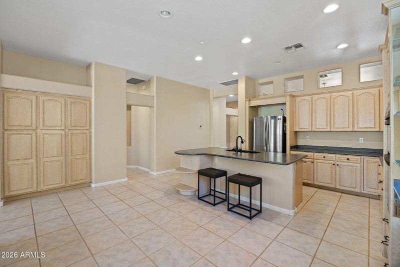 12-web-or-mls-9506-e-mohawk-ln