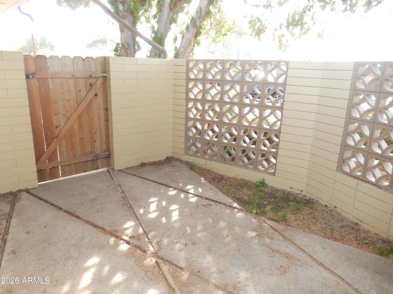 Unit 4 - Private-Fenced Patio