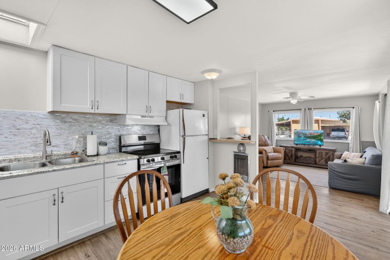 12-web-or-mls-014E Germann Rd