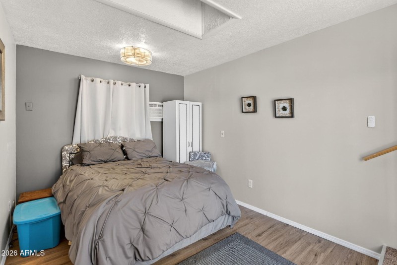 15-web-or-mls-022E Germann Rd