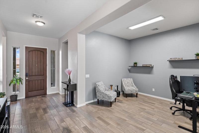 05-Entryway to Office