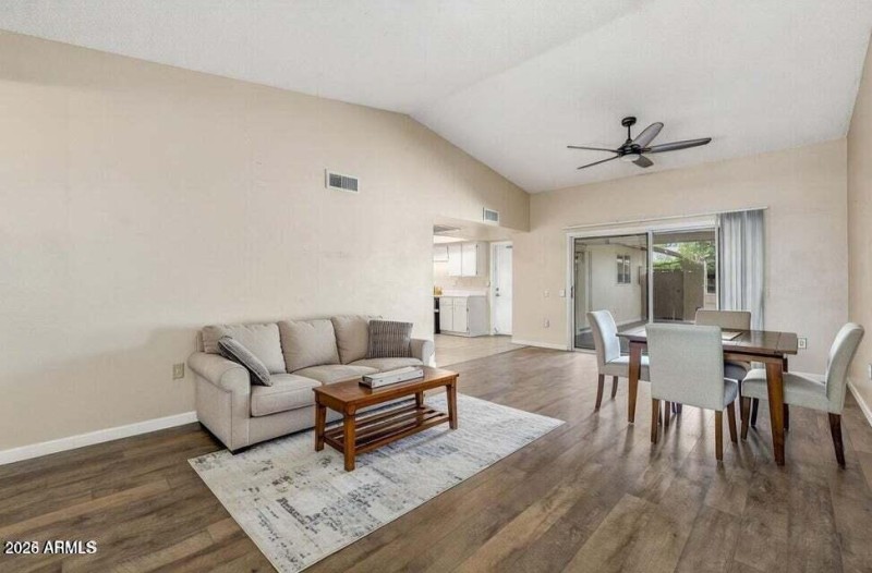 20251218124413164251000000-o