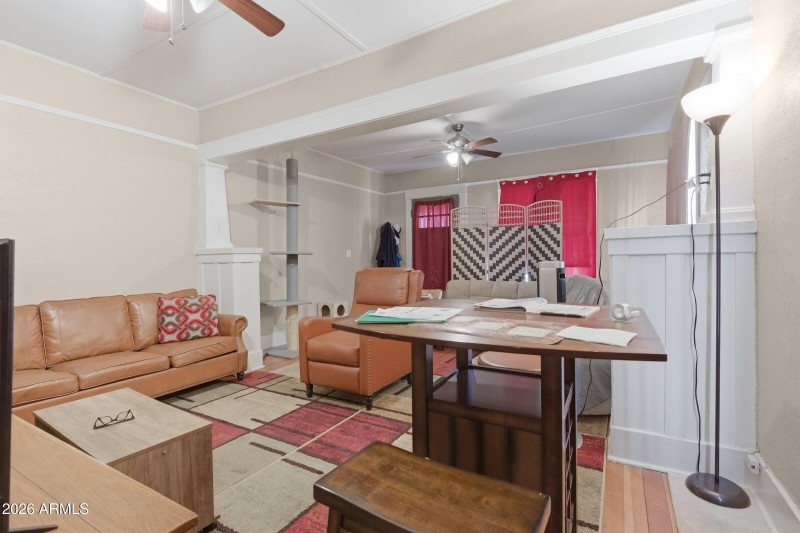 5-custom-1333 W Woodland Ave-5