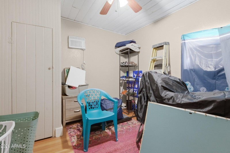 11-custom-1333 W Woodland Ave-11