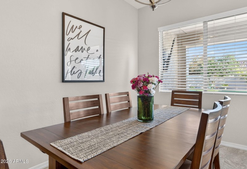 22-web-or-mls-053Ampere Ave