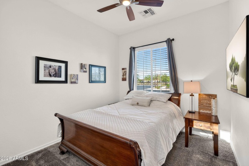 34-web-or-mls-069Ampere Ave