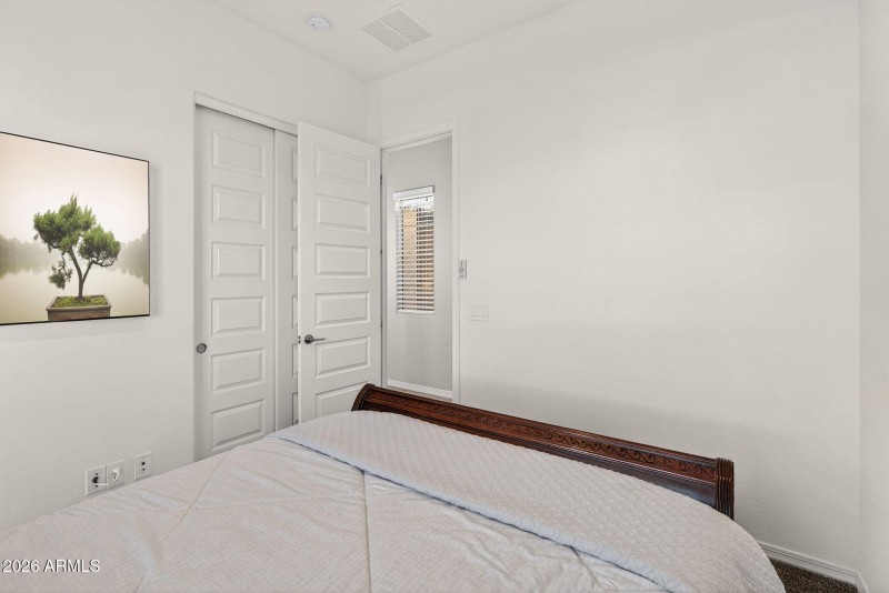 35-web-or-mls-070Ampere Ave