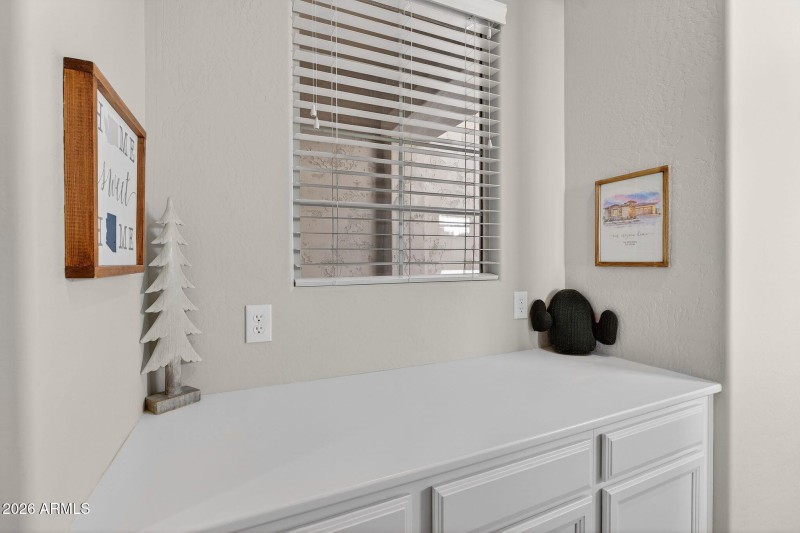 36-web-or-mls-066Ampere Ave