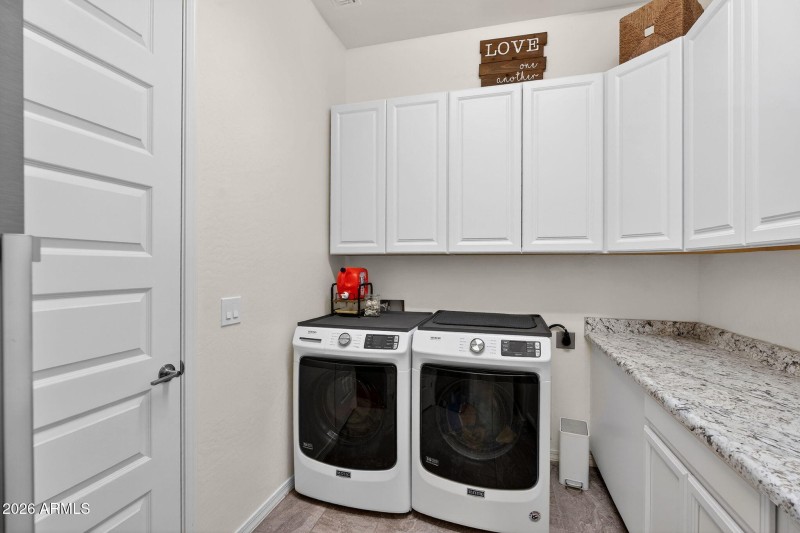 40-web-or-mls-063Ampere Ave