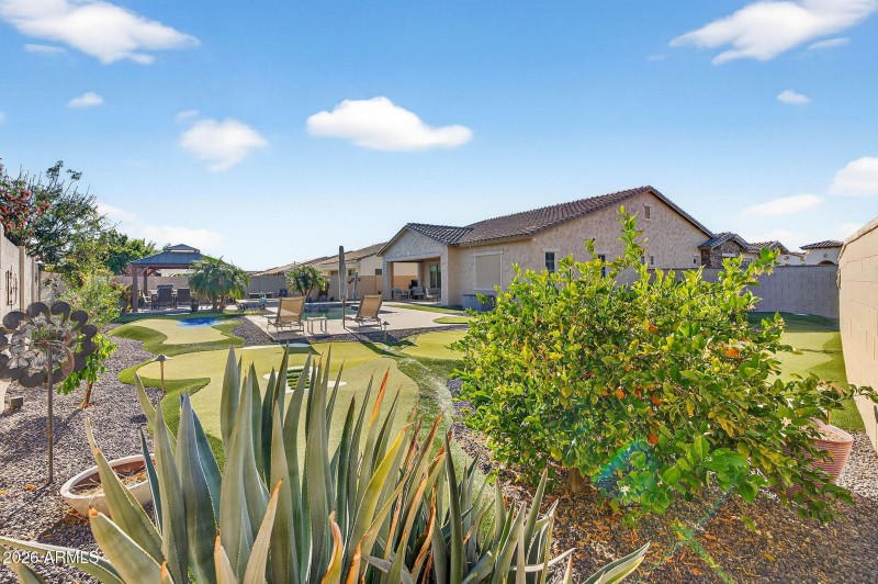 51-web-or-mls-072Ampere Ave