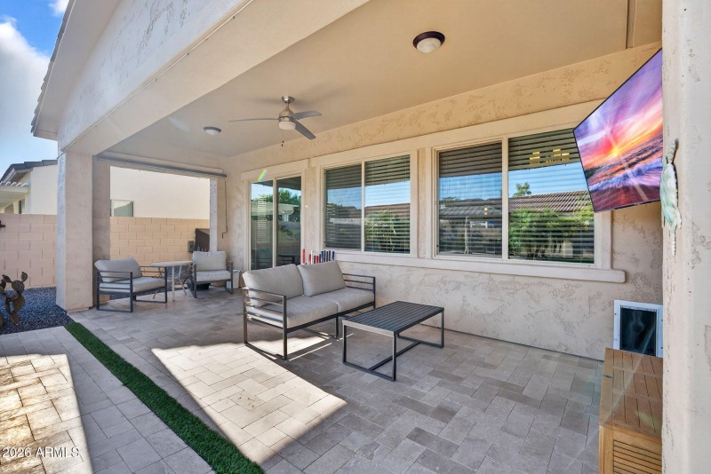 59-web-or-mls-076Ampere Ave