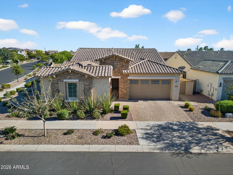 63-web-or-mls-004Ampere Ave