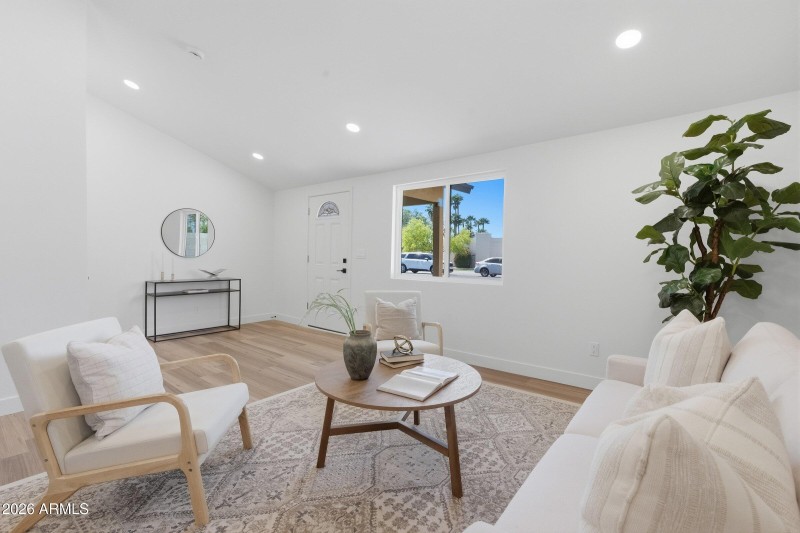 5-custom-1805 N 31st St-5