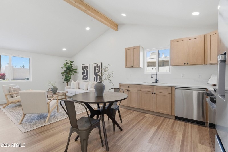 10-custom-1805 N 31st St-10