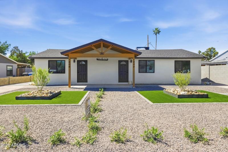 24-custom-1805 N 31st St-24