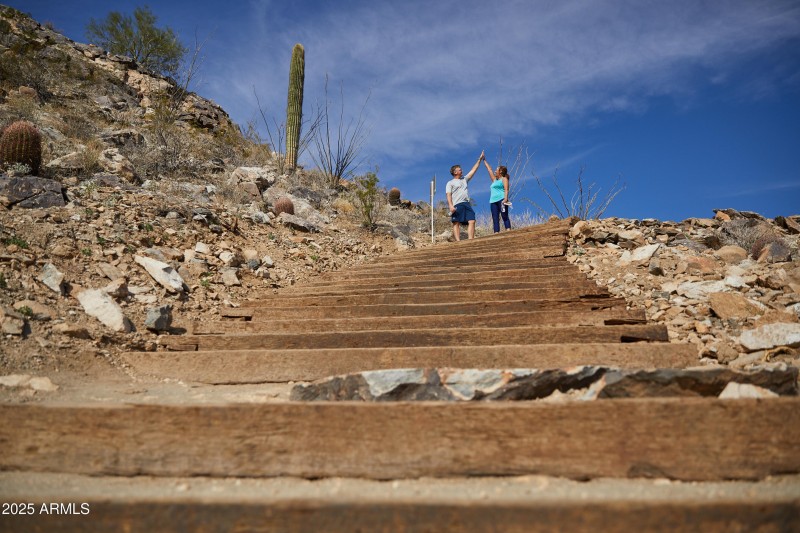 Victory_steps__william_ryan_homes_phoeni