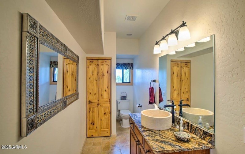 20191204182859613095000000-o