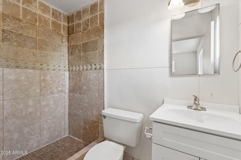 11-web-or-mls-4505-w-crittenden-ln