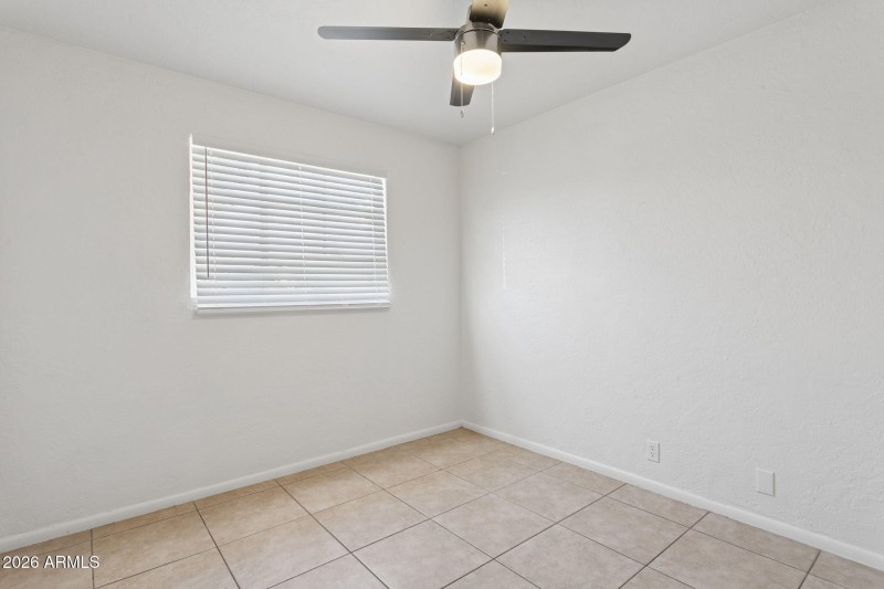 13-web-or-mls-4505-w-crittenden-ln