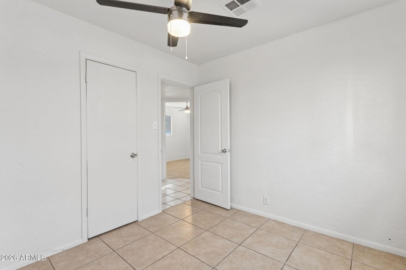 14-web-or-mls-4505-w-crittenden-ln