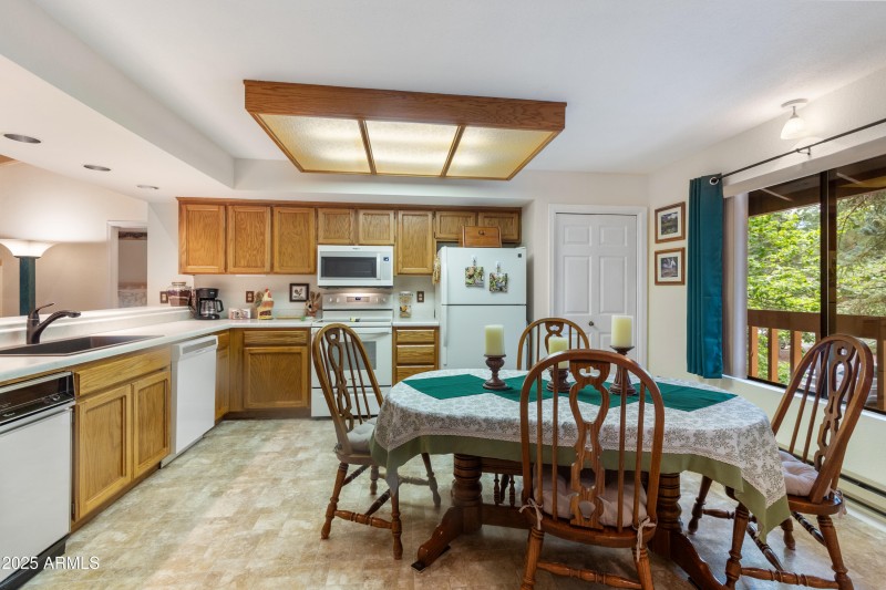 2601 Thunderbolt Circle #14A Pinetop (5)