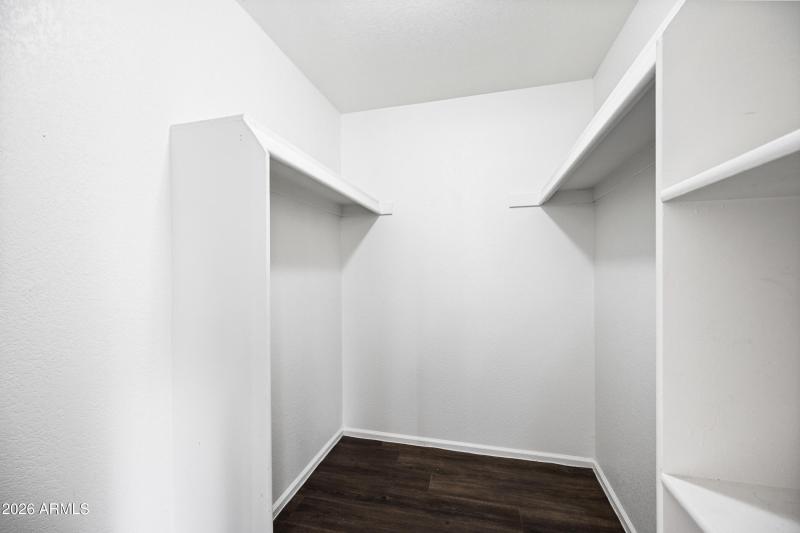 17-12247NFHVA-ocupix-