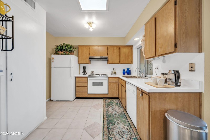 13623 N 111th Ave-12