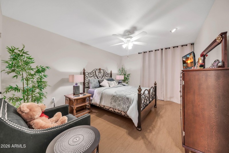 13623 N 111th Ave-15