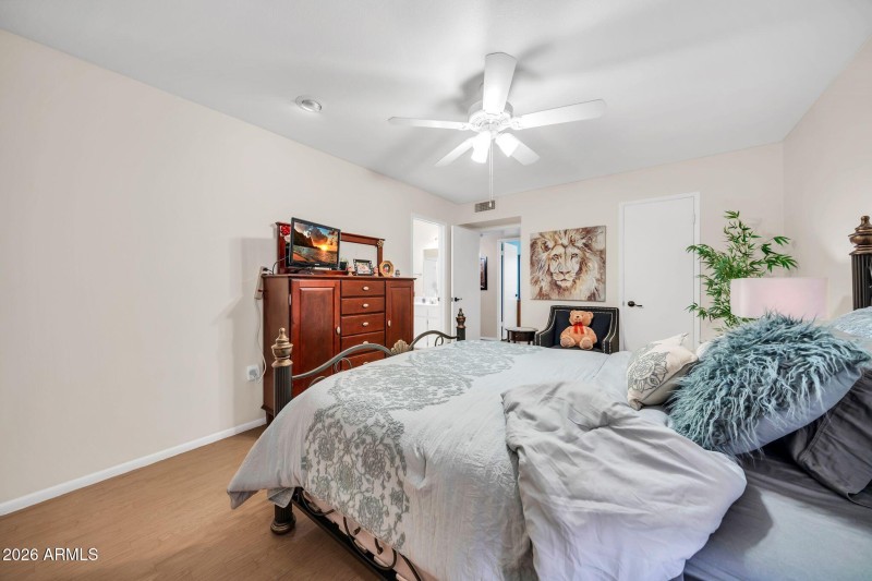 13623 N 111th Ave-16