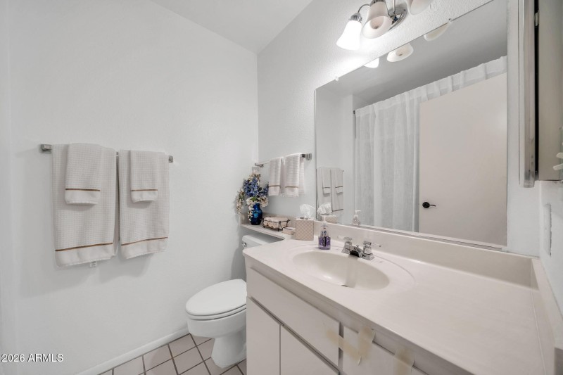 13623 N 111th Ave-24