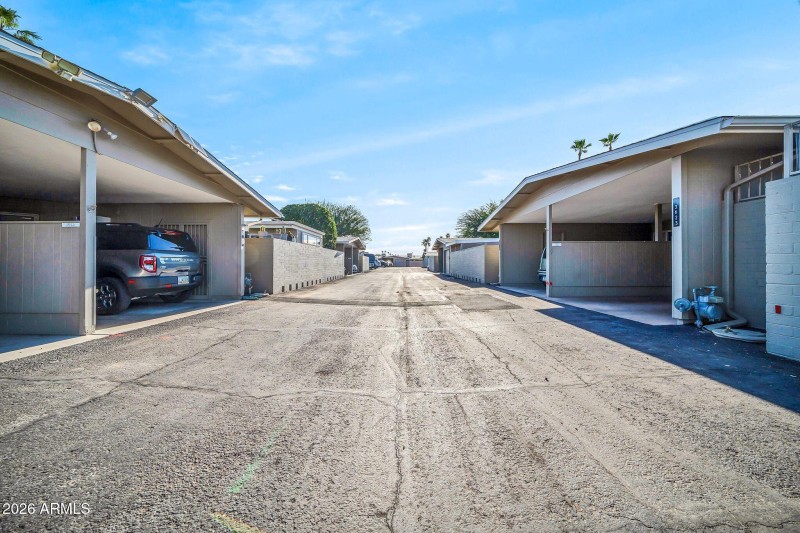 13623 N 111th Ave-29