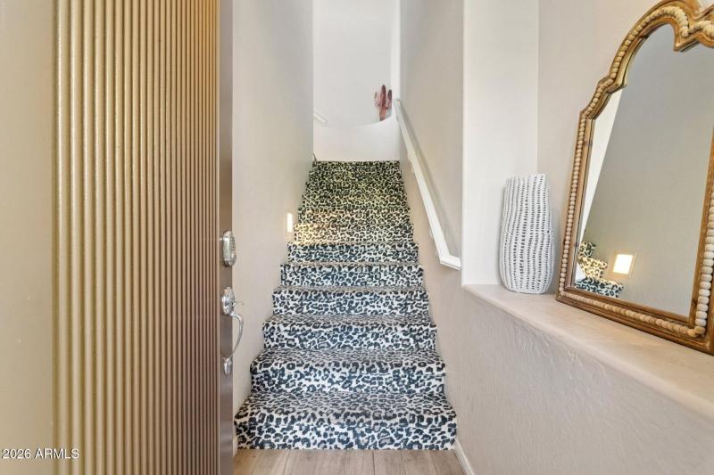 4-web-or-mls-16600-n-thompson-peak-pkwy-