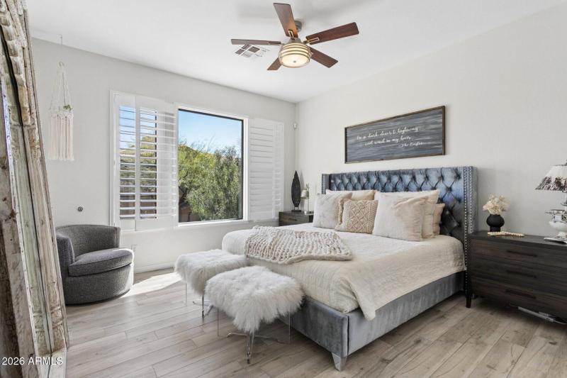 17-web-or-mls-16600-n-thompson-peak-pkwy