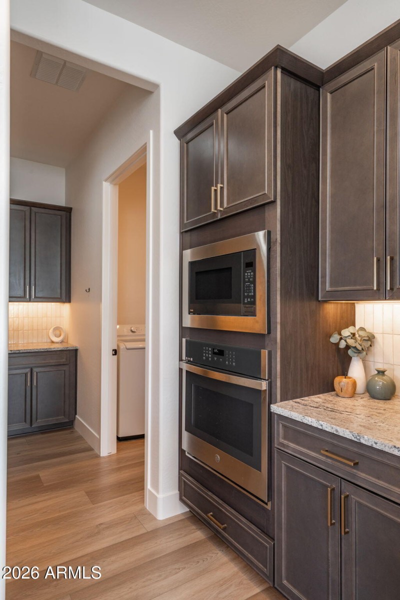 22-web-or-mls-5238-iron-vine-trl