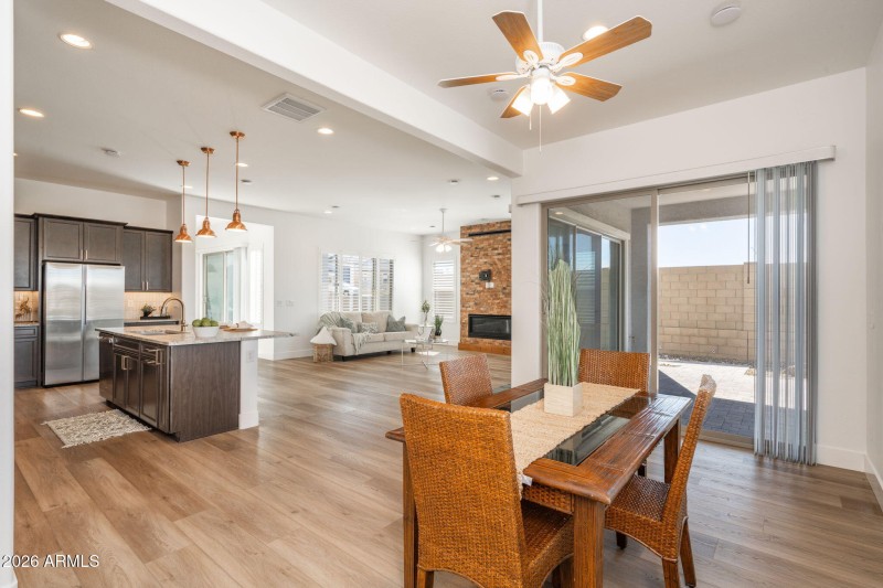 28-web-or-mls-5238-iron-vine-trl