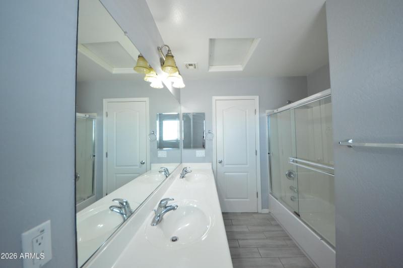 Upstairs Double Sink Full BNathroom