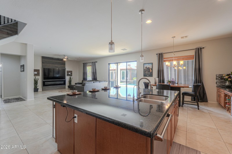 45247 W JACK RABBIT Trail