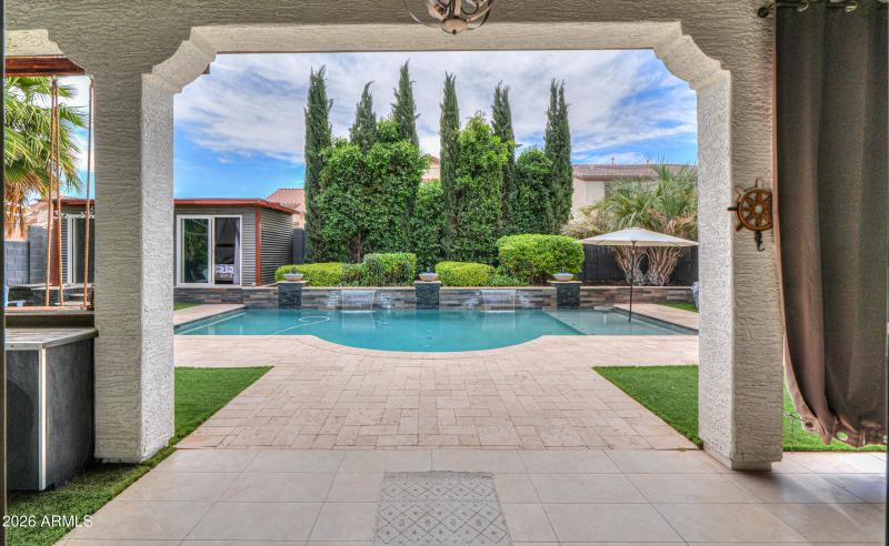 45247 W JACK RABBIT Trail