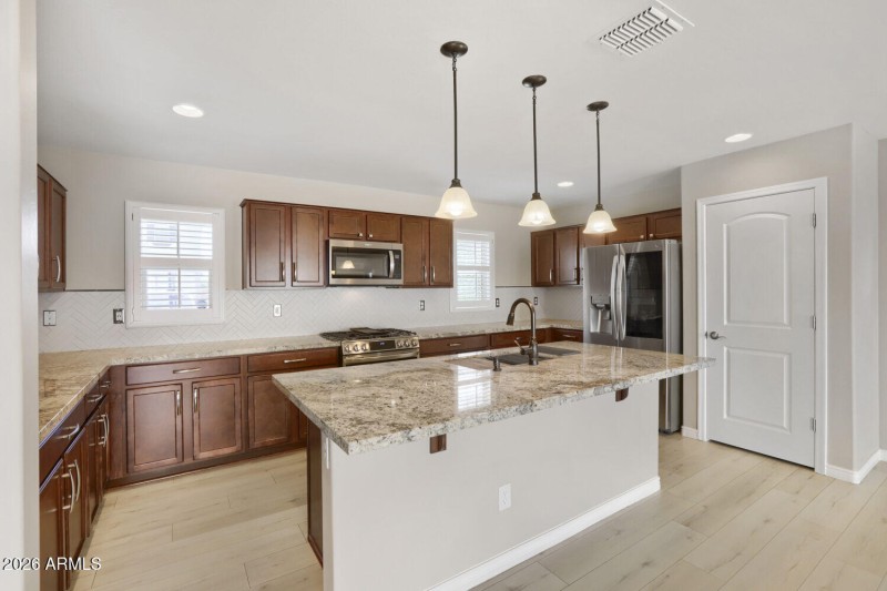 16480 W Culver St - Web Quality - 009 -