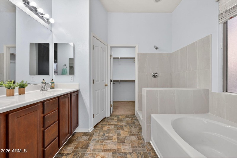 27-web-or-mls-DSC01340