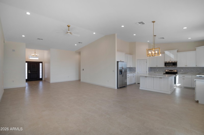 42439 W Bethany Home Rd -3