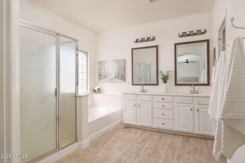 E Powell Way (3167)-16