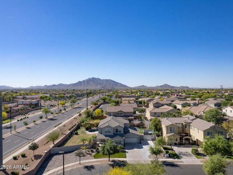 E Powell Way (3167)-40