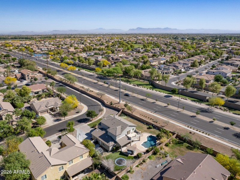 E Powell Way (3167)-44