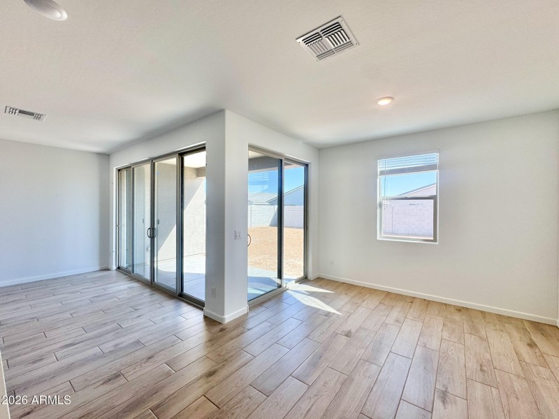 005 Dining and Double Slider