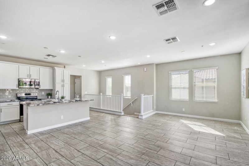 155 N Lakeview Blvd #243 - Web Quality -