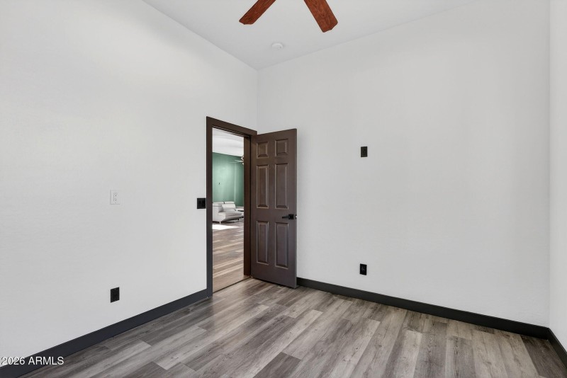 34-web-or-mls-050E Pearl St