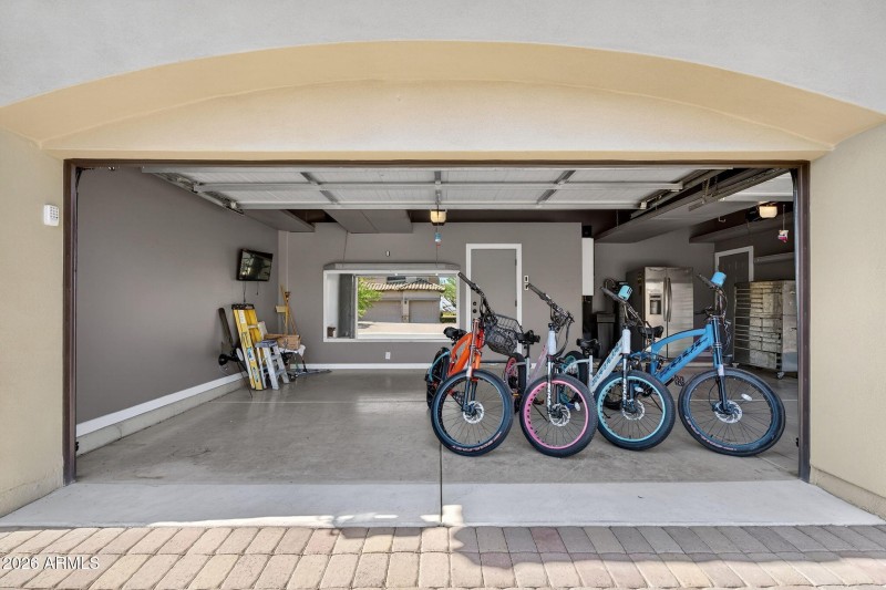 49-web-or-mls-020E Pearl St